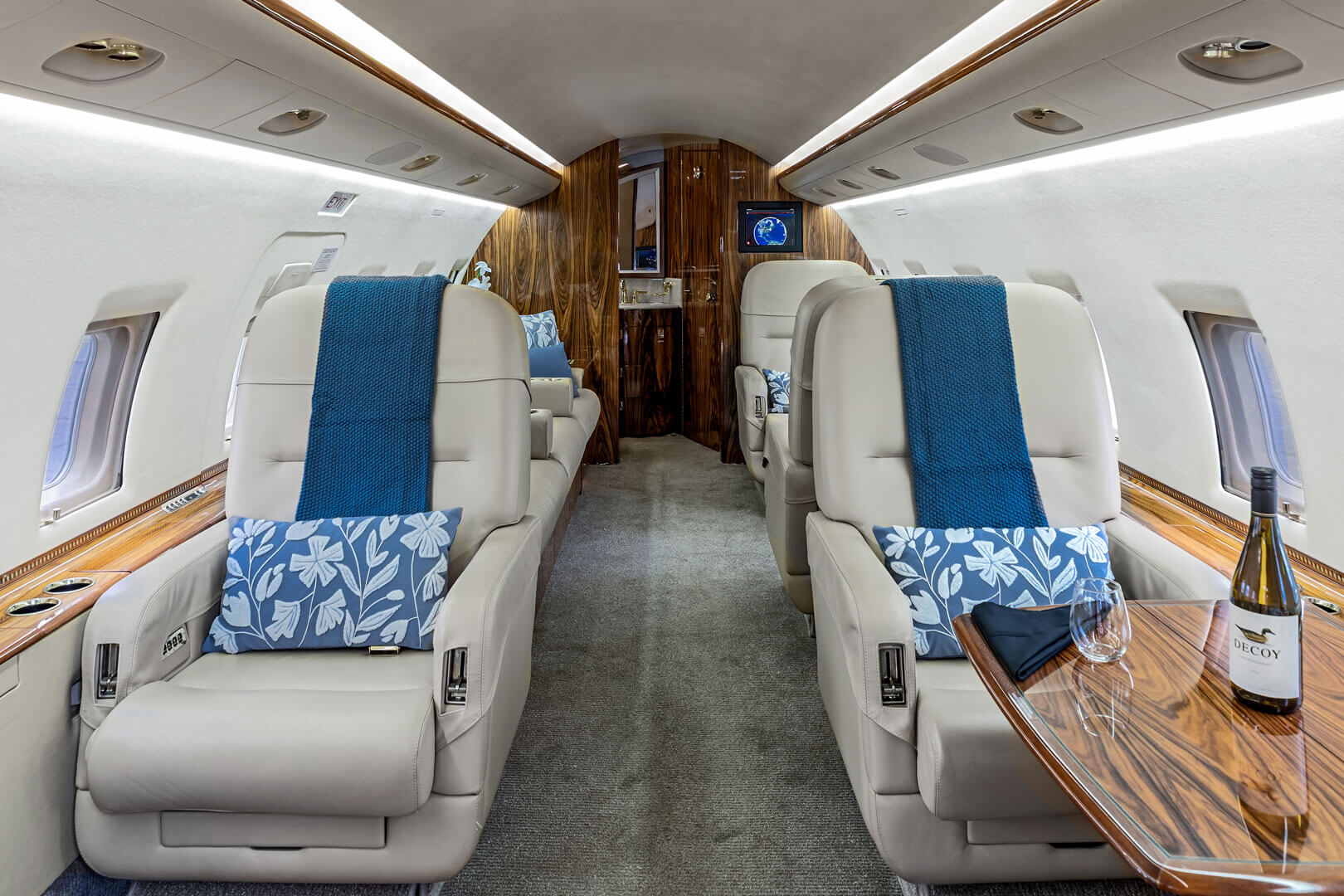 Ventura-Airlines-NY-Josh-Goetz-Photography-5