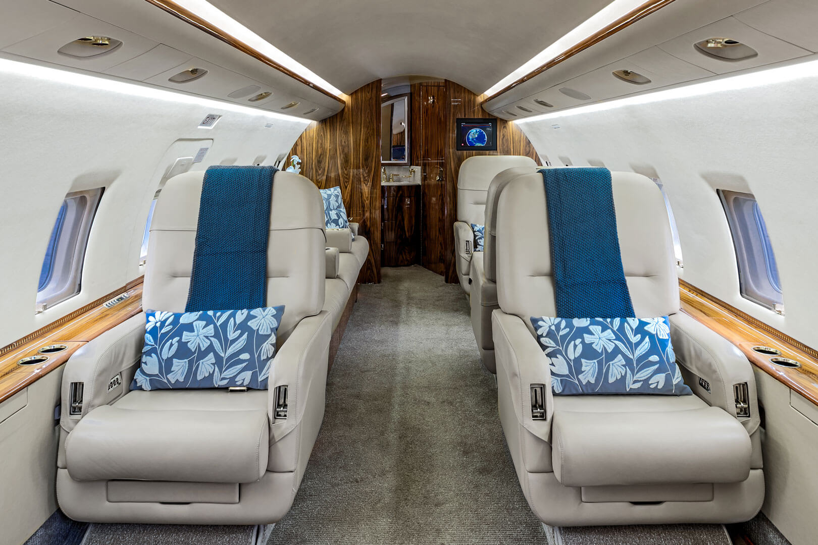 Ventura-Airlines-NY-Josh-Goetz-Photography-6