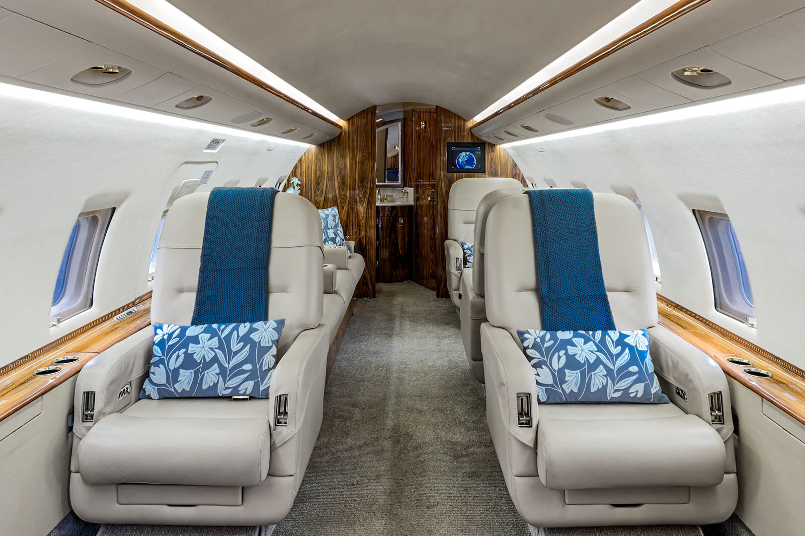 Ventura-Airlines-NY-Josh-Goetz-Photography-7
